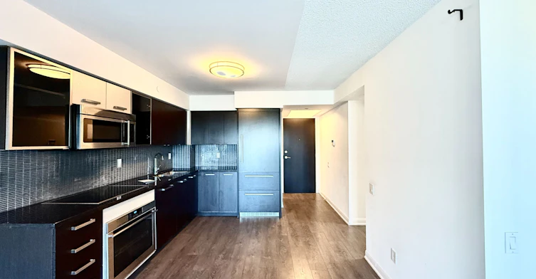 601-5162 Yonge Street, Toronto, ON, M2N 0E9 - 9