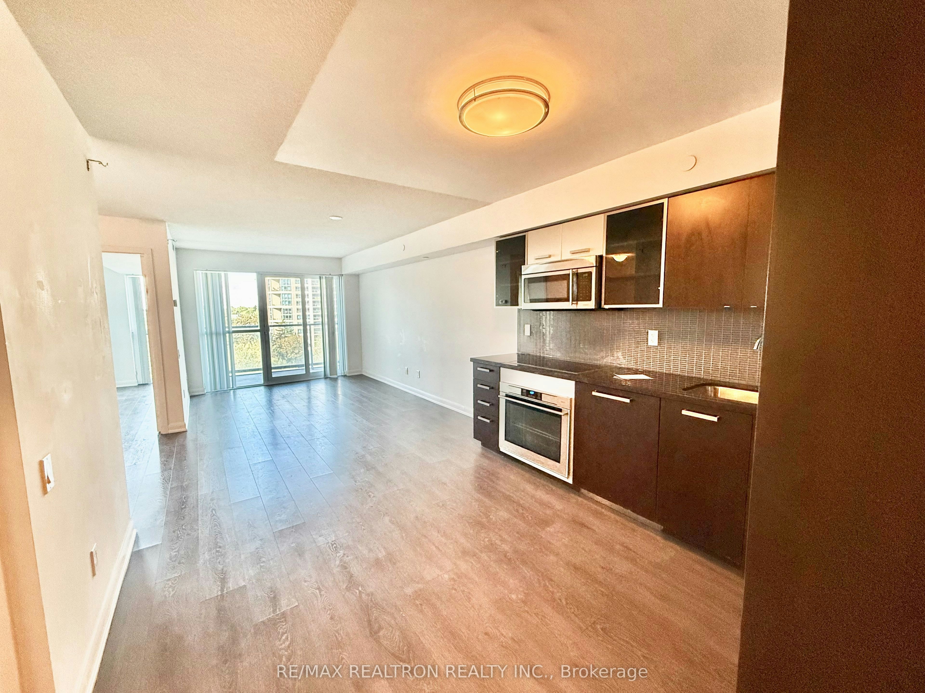 601-5162 Yonge Street, Toronto, ON, M2N 0E9 - 8