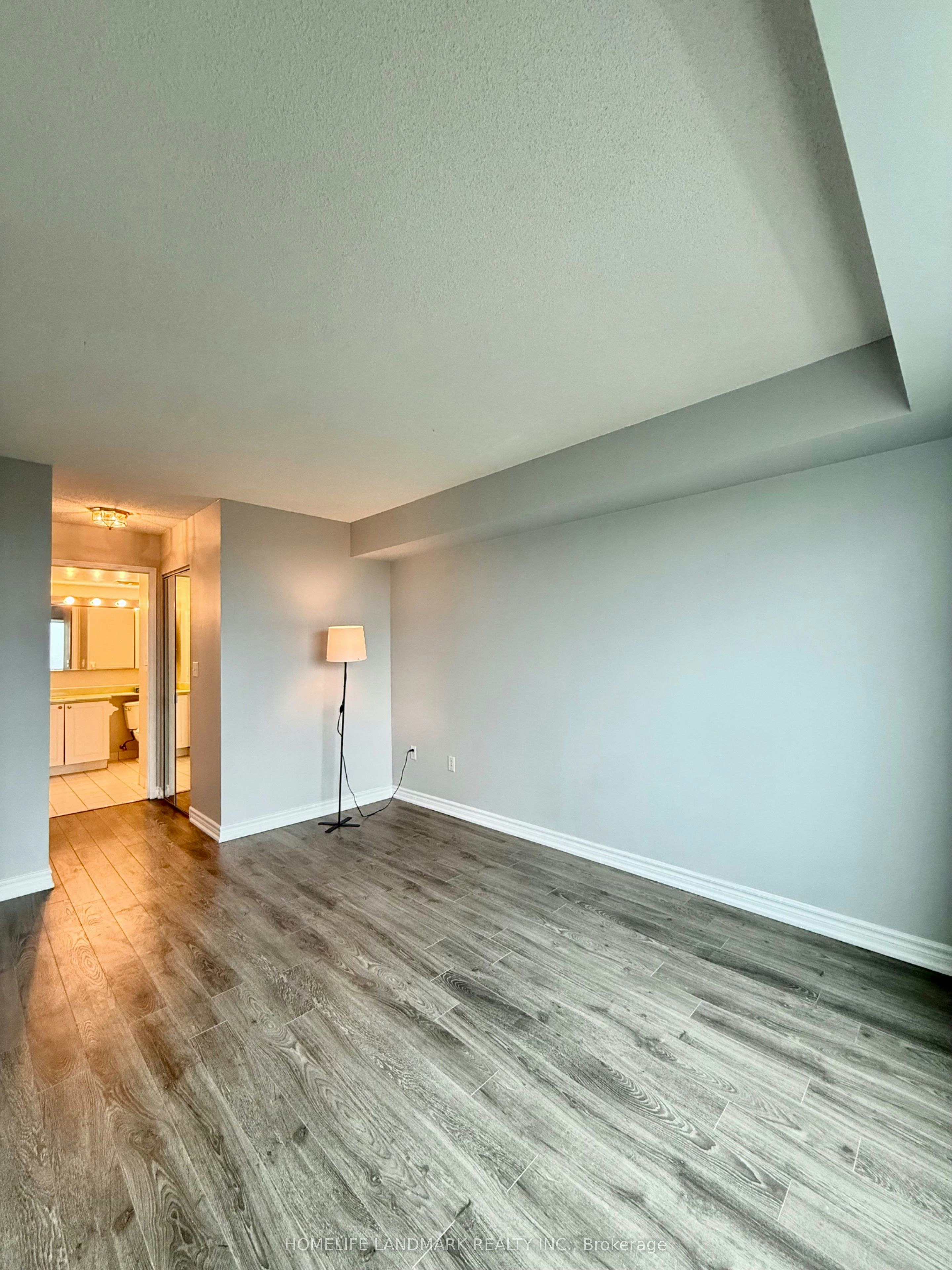 1106-18 Pemberton Avenue, Toronto, ON, M2M 4K9 - 7
