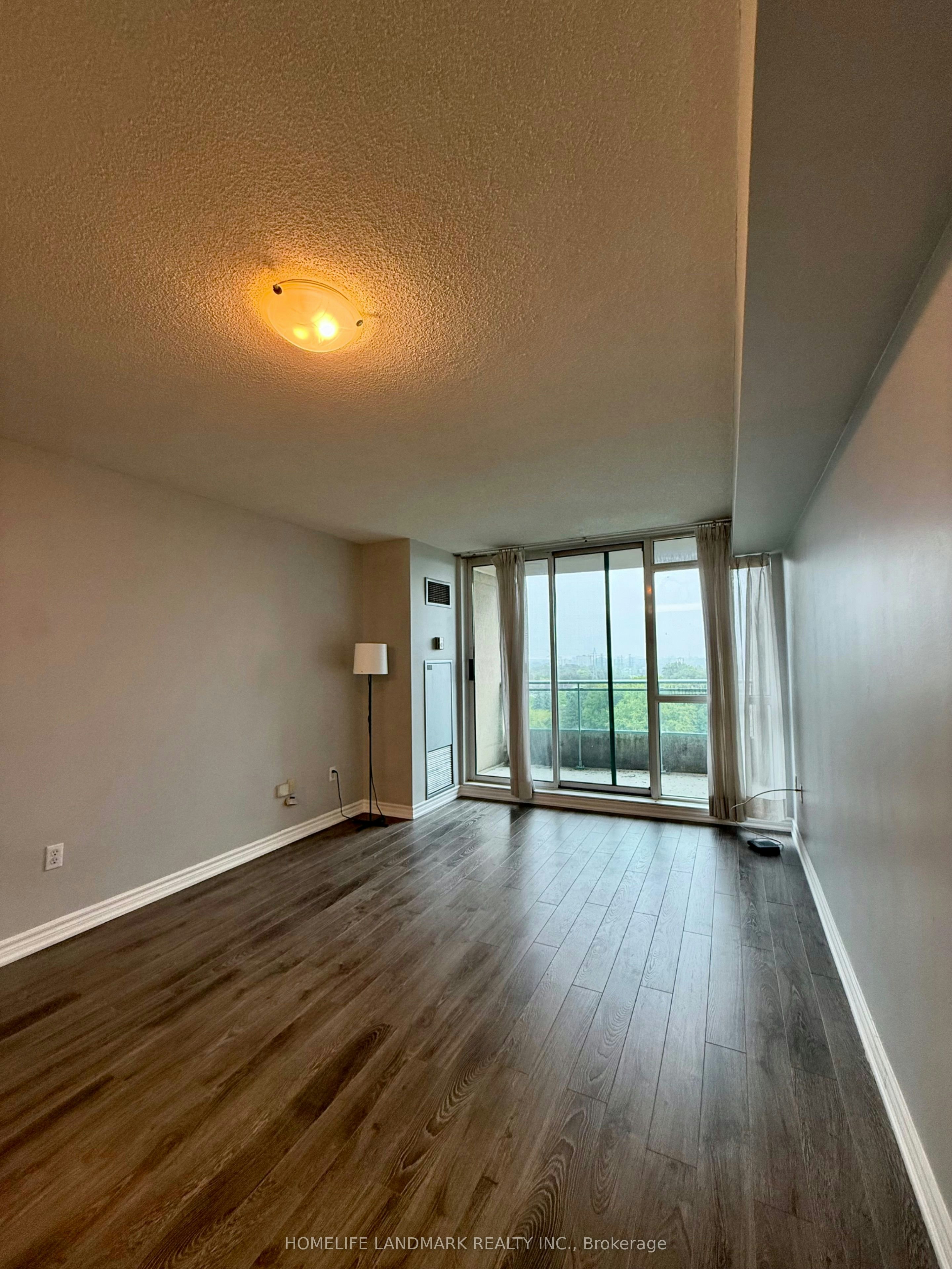1106-18 Pemberton Avenue, Toronto, ON, M2M 4K9 - 3