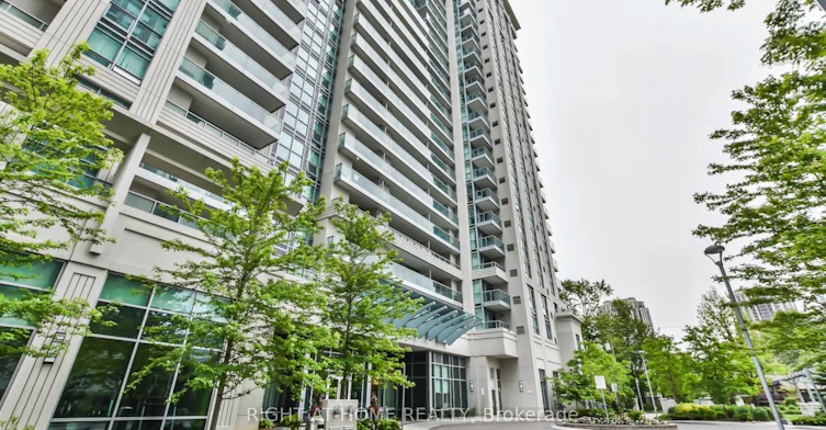 1515-17 Anndale Drive, Toronto, ON, M5G 2W7
