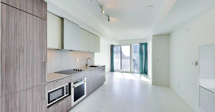 1609-19 Western Battery Road, Toronto, ON, M6K 0E3 - 2