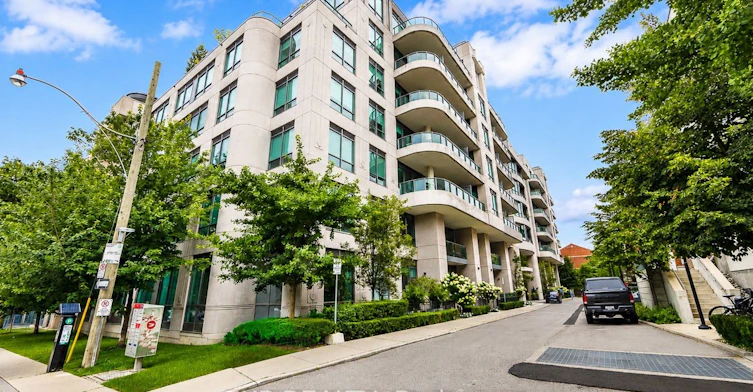 216-377 Madison Avenue, Toronto, ON, M4V 3E1 - 20