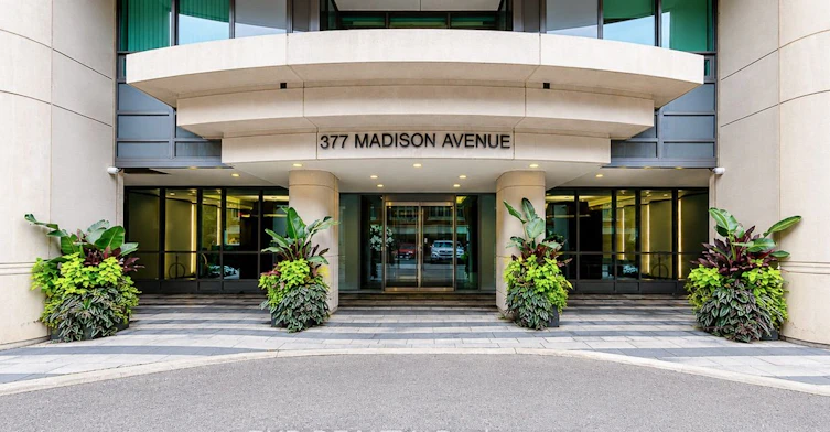 216-377 Madison Avenue, Toronto, ON, M4V 3E1
