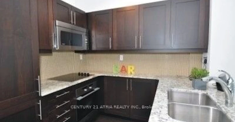 707-1 Bedford Road, Toronto, ON, M5R 2J7 - 5