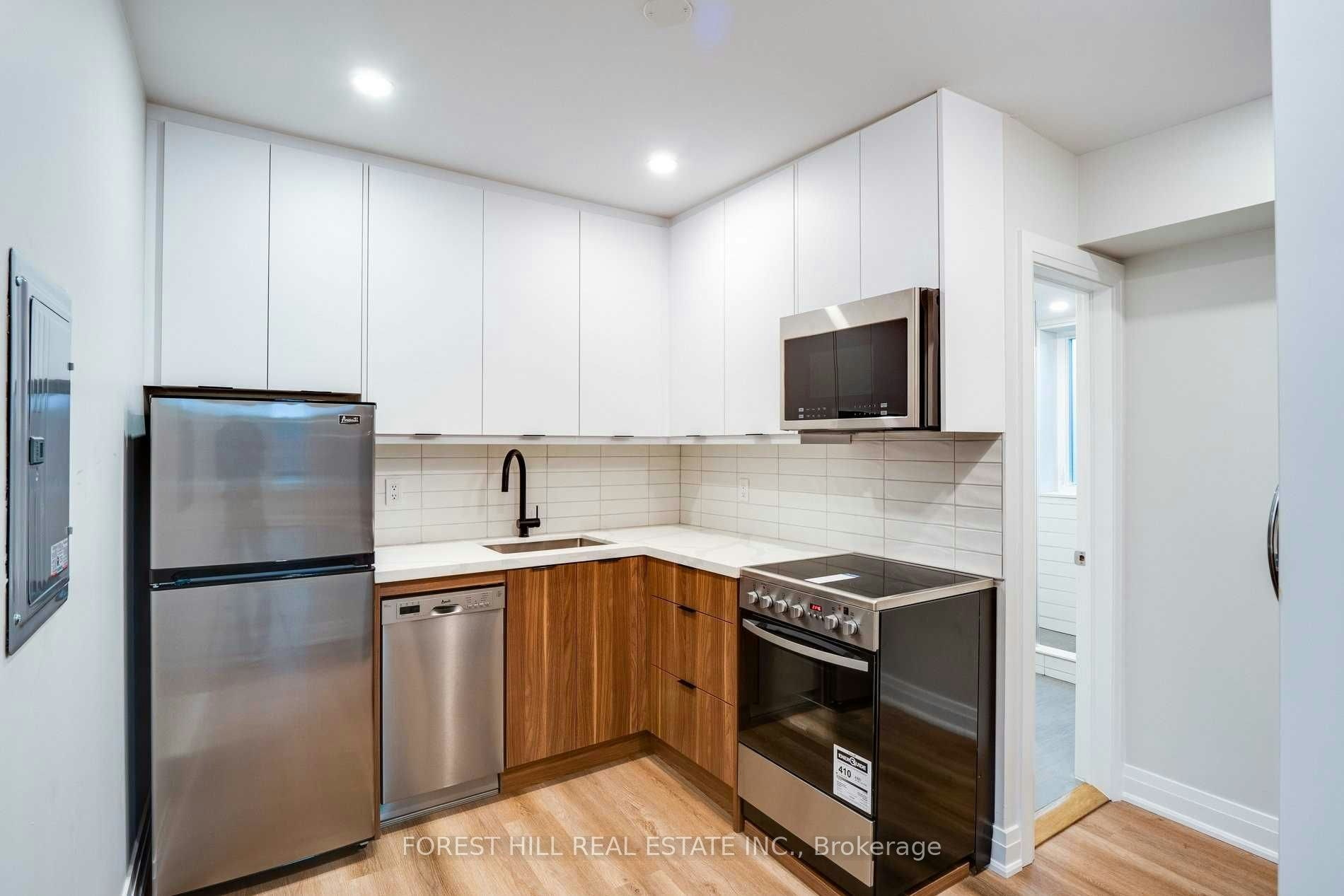 4-1 Greensides Avenue, Toronto, ON, M6G 3P5
