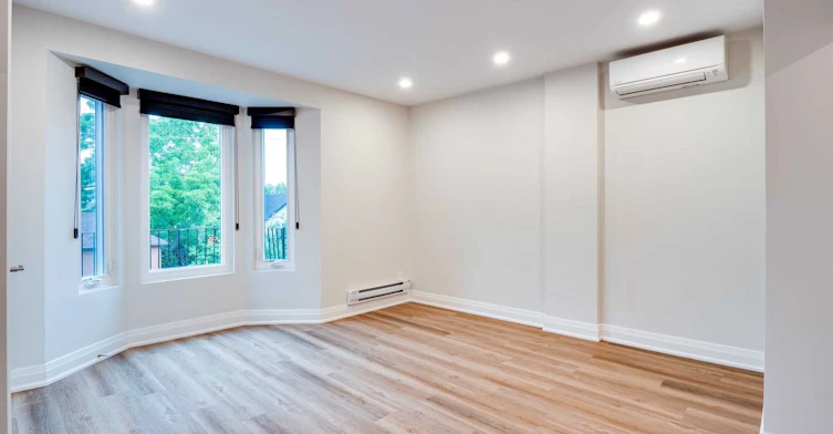 4-1 Greensides Avenue, Toronto, ON, M6G 3P5 - 5