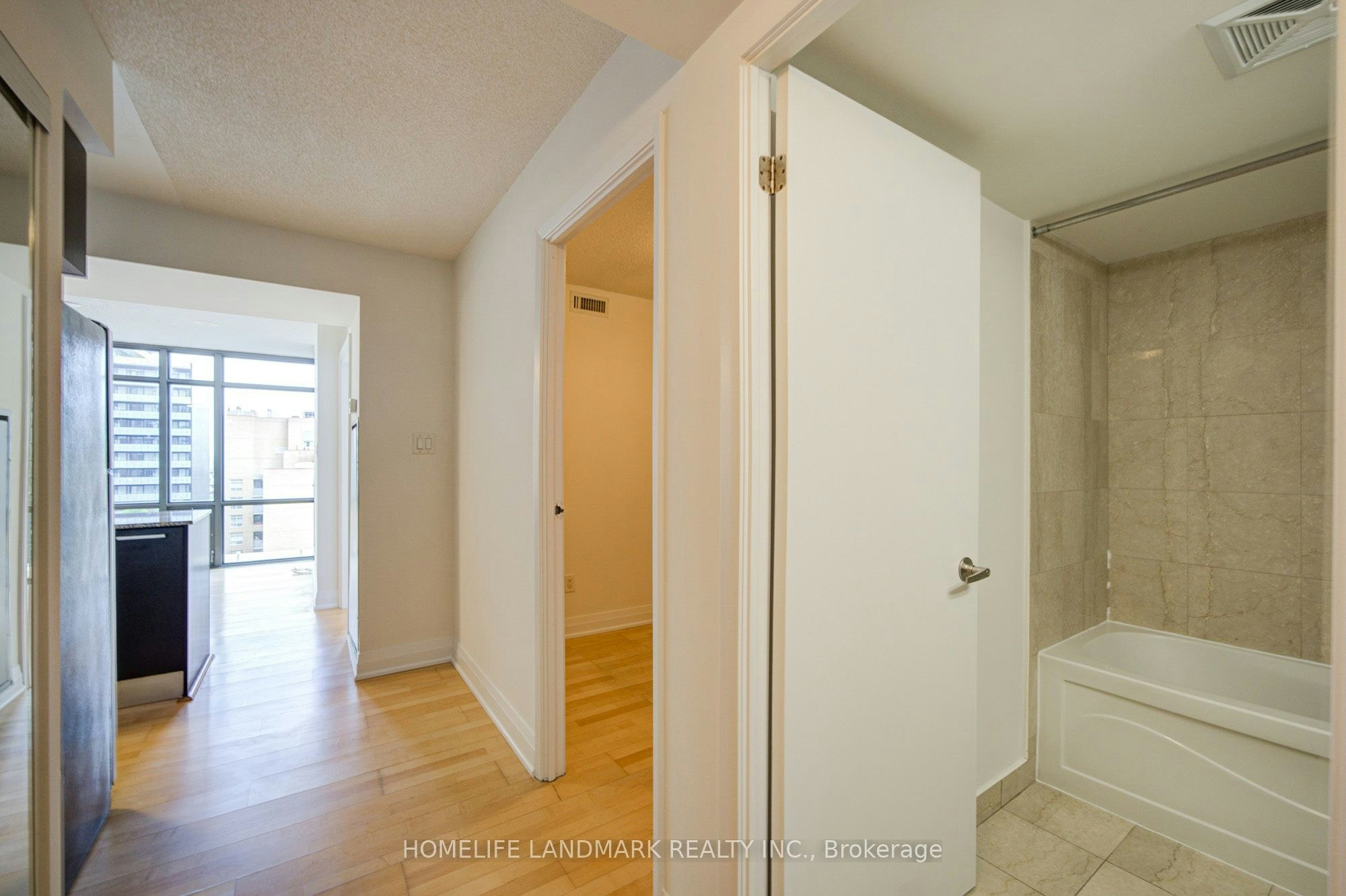 1508-38 Grenville Street, Toronto, ON, M4Y 1A5 - 8
