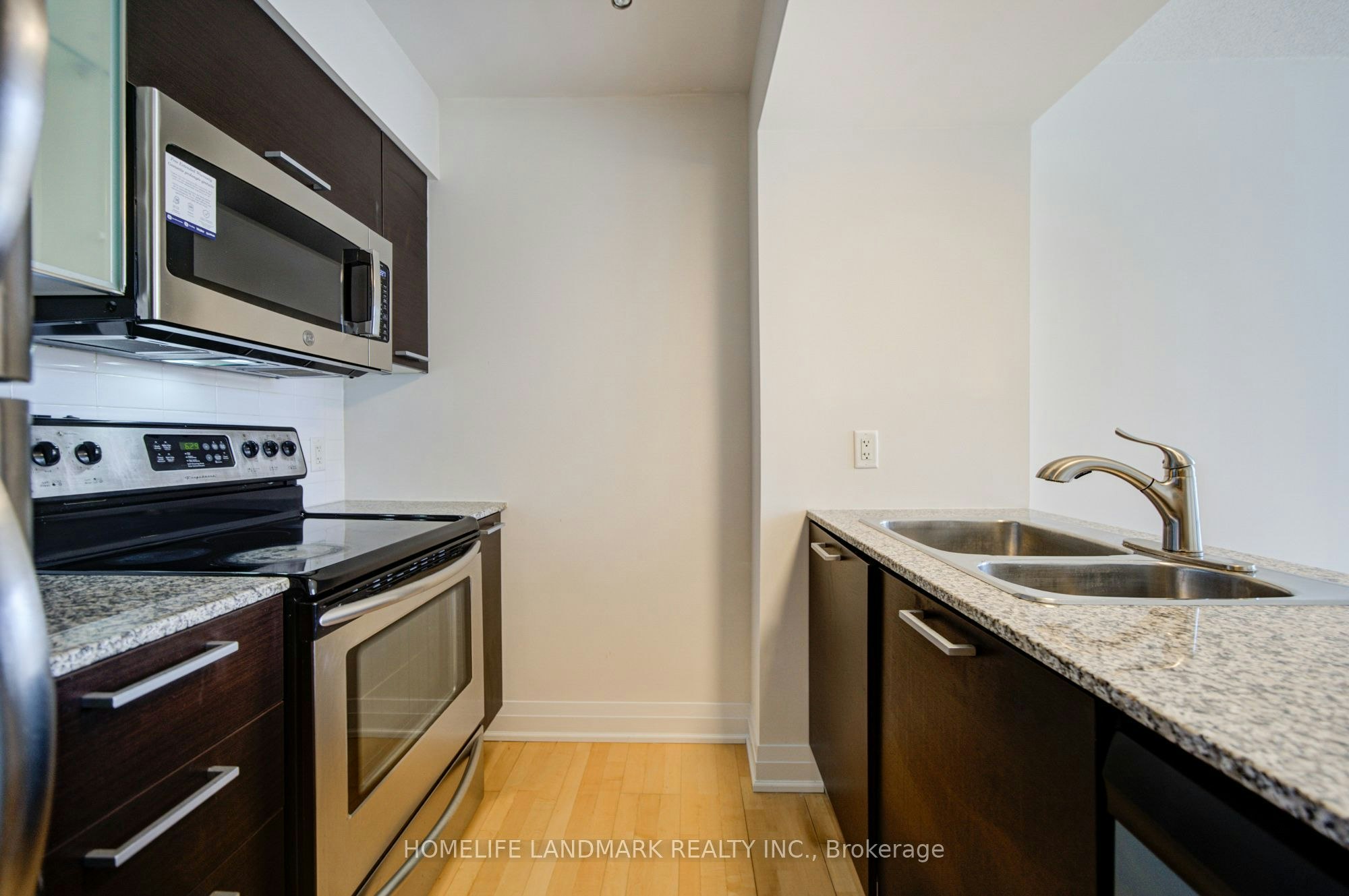 1508-38 Grenville Street, Toronto, ON, M4Y 1A5 - 11