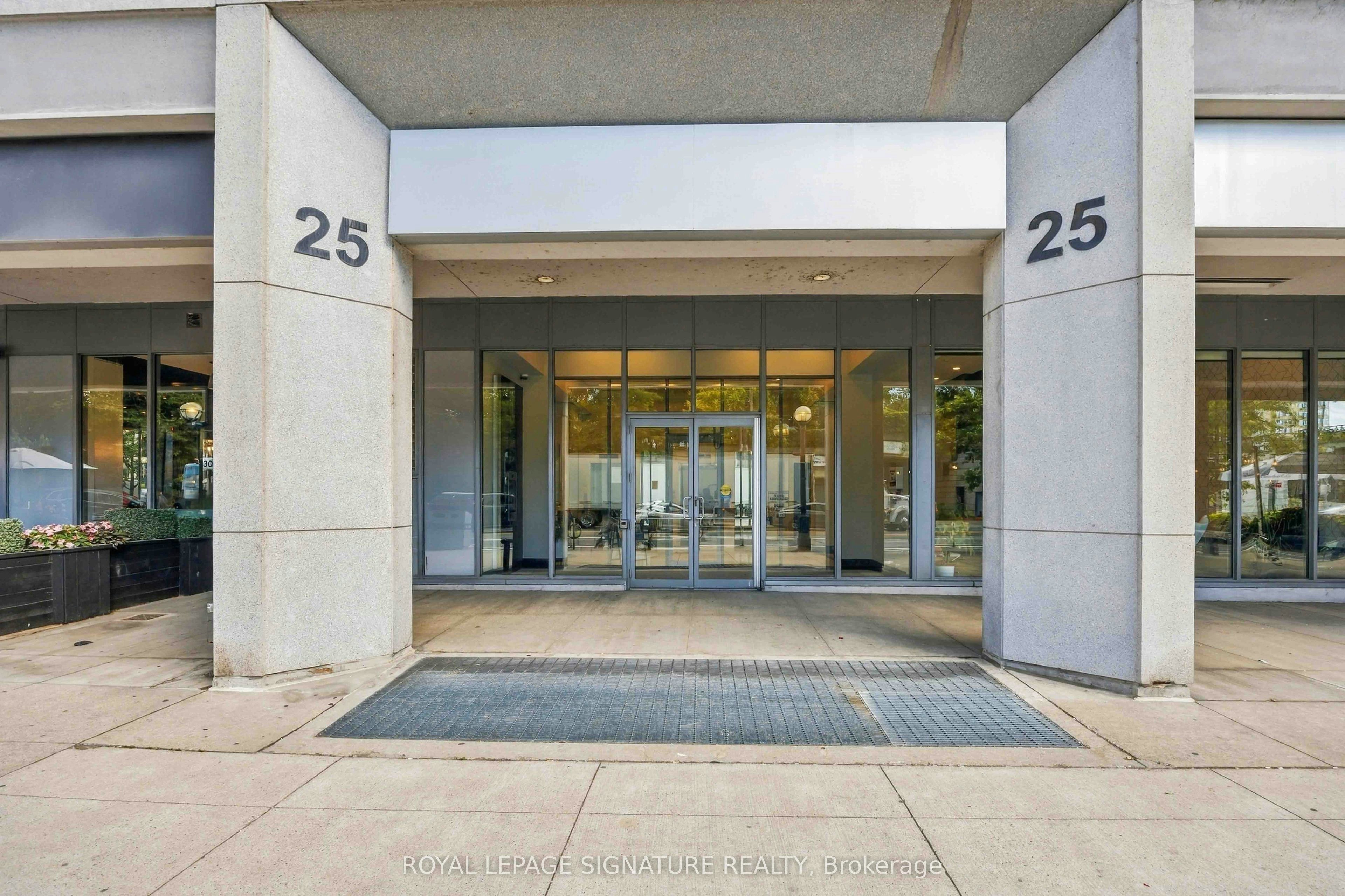 1612-25 Lower Simcoe Street, Toronto, ON, M5J 3A1