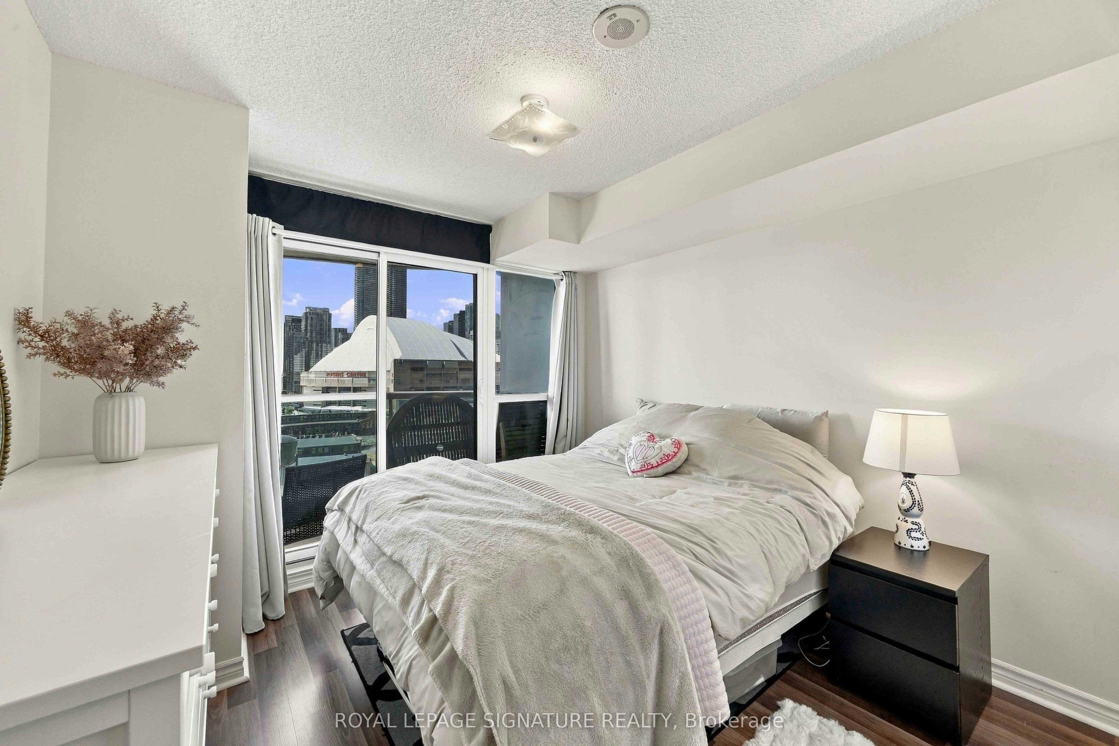 1612-25 Lower Simcoe Street, Toronto, ON, M5J 3A1 - 16
