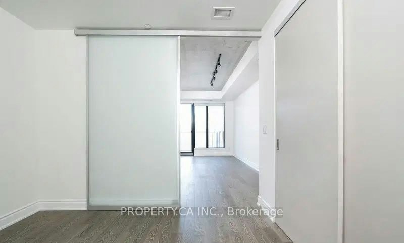 301-608 Richmond Street N, Toronto, ON, M5V 0N9 - 14