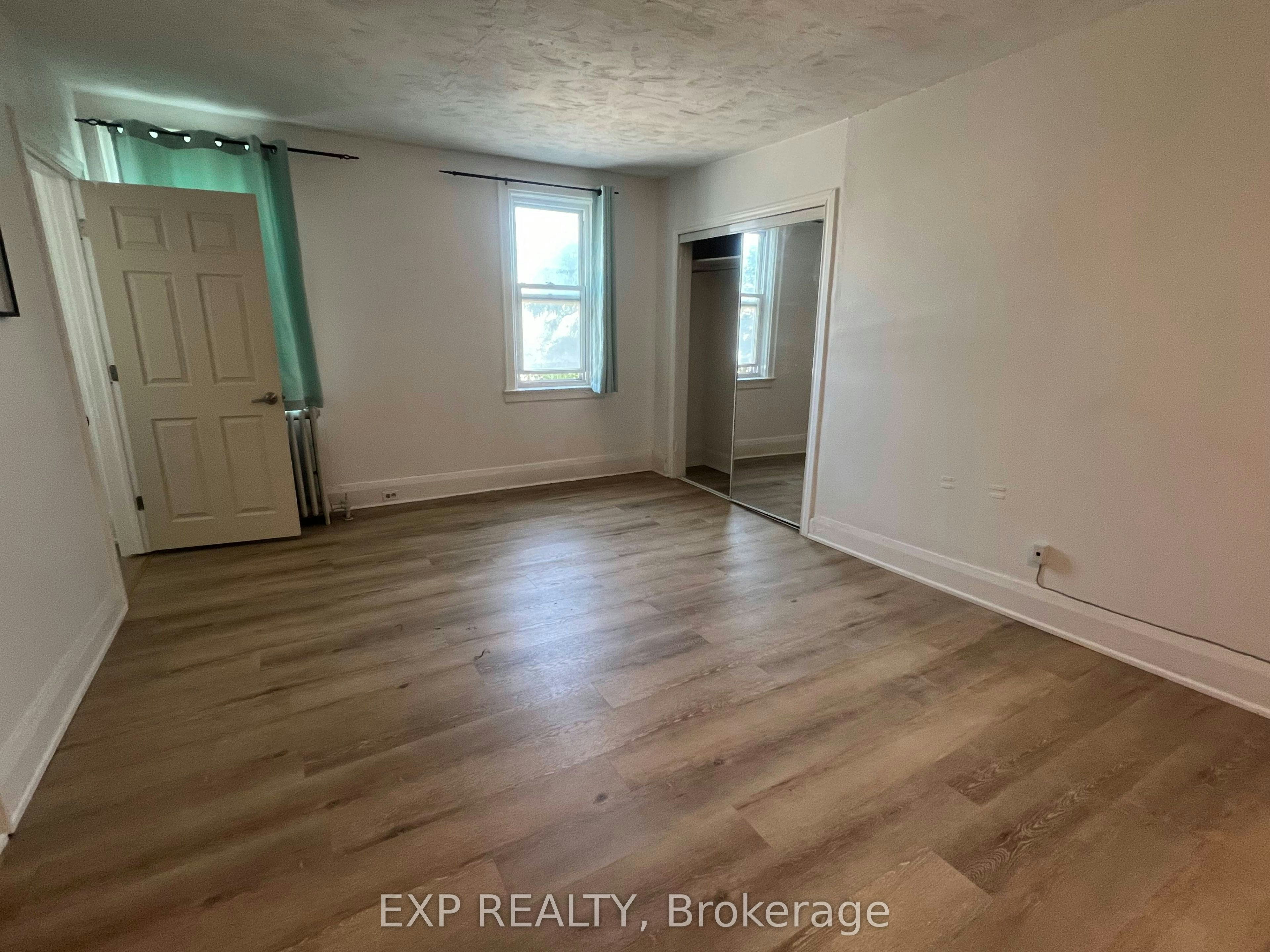 8-102 Greensides Avenue, Toronto, ON, M6C 1B9 - 2