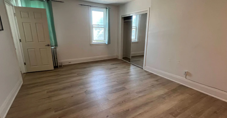 8-102 Greensides Avenue, Toronto, ON, M6C 1B9 - 2