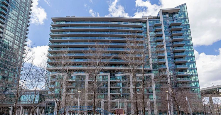 1062-209 Fort York Boulevard, Toronto, ON, M5V 4A1 - 2