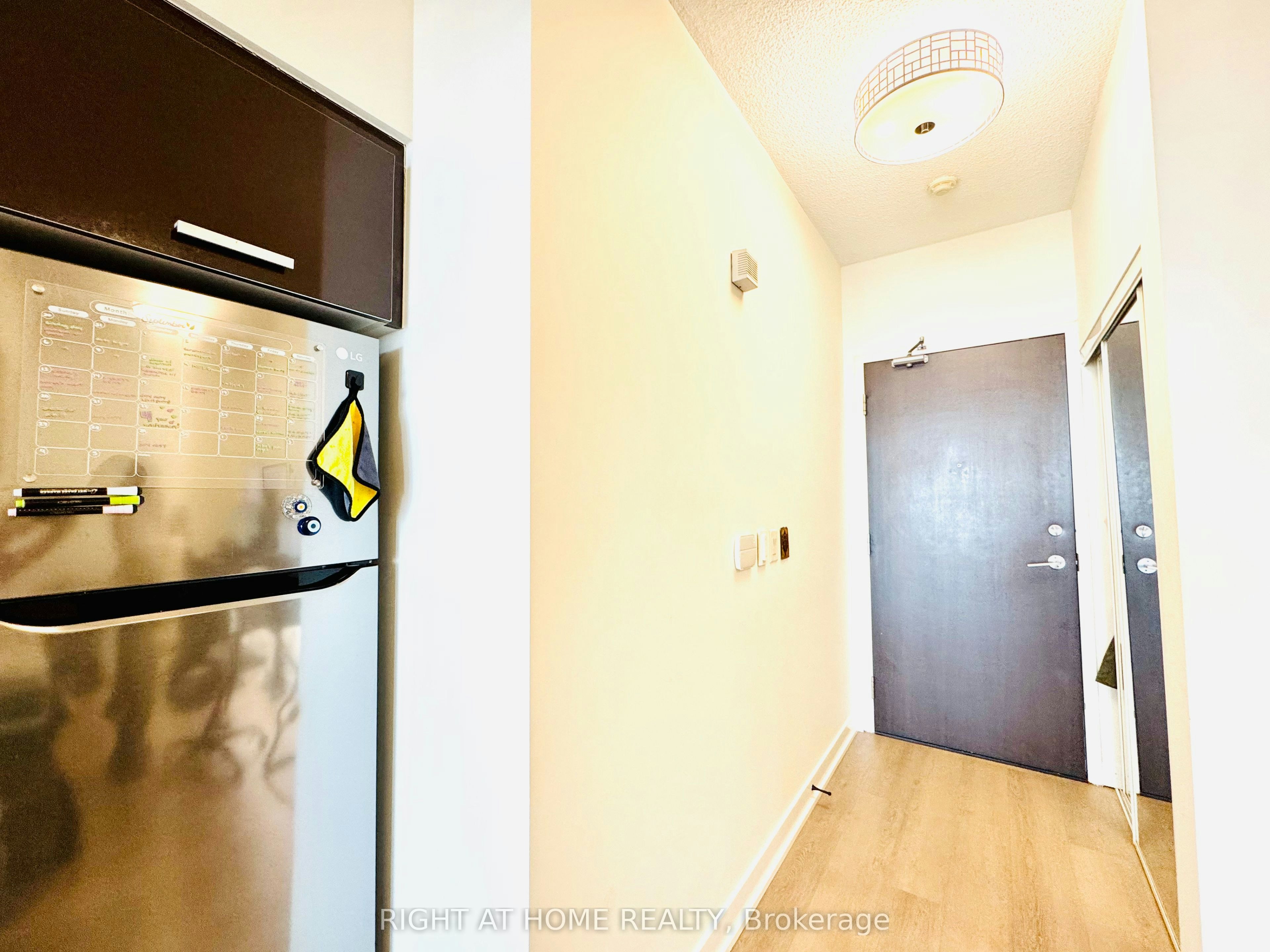 1815-38 Dan Leckie Way, Toronto, ON, M5V 2V6 - 9