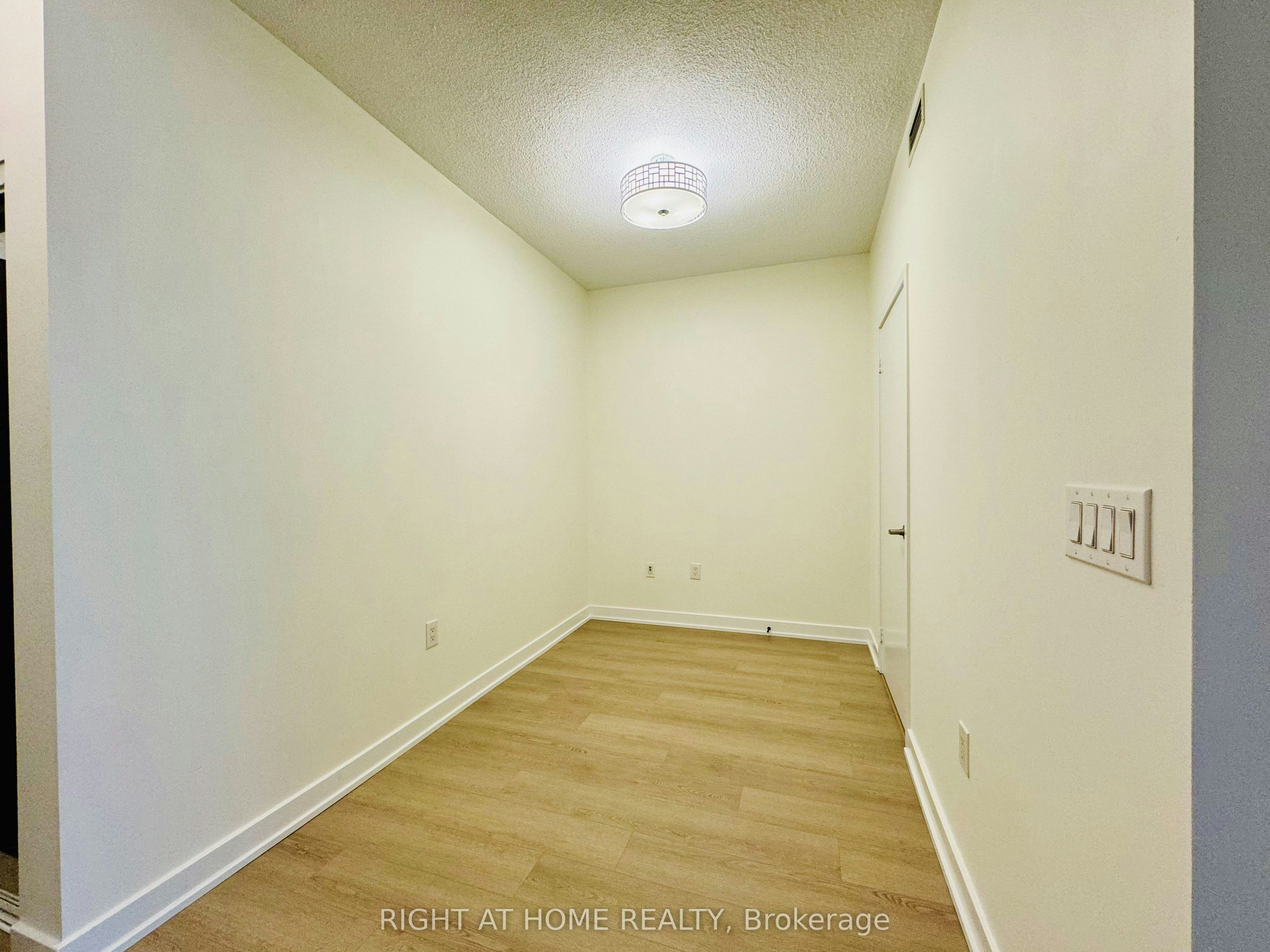 1815-38 Dan Leckie Way, Toronto, ON, M5V 2V6 - 24