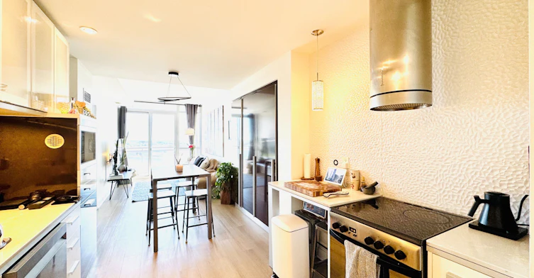 1815-38 Dan Leckie Way, Toronto, ON, M5V 2V6 - 13