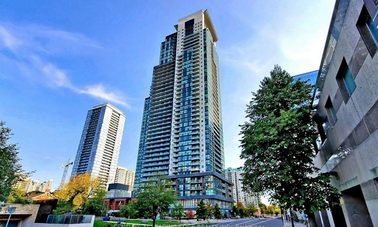 102-5162 Yonge Street