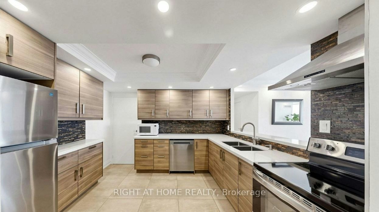 905-5765 Yonge Street N, Toronto, ON, M2M 4H9 - 8