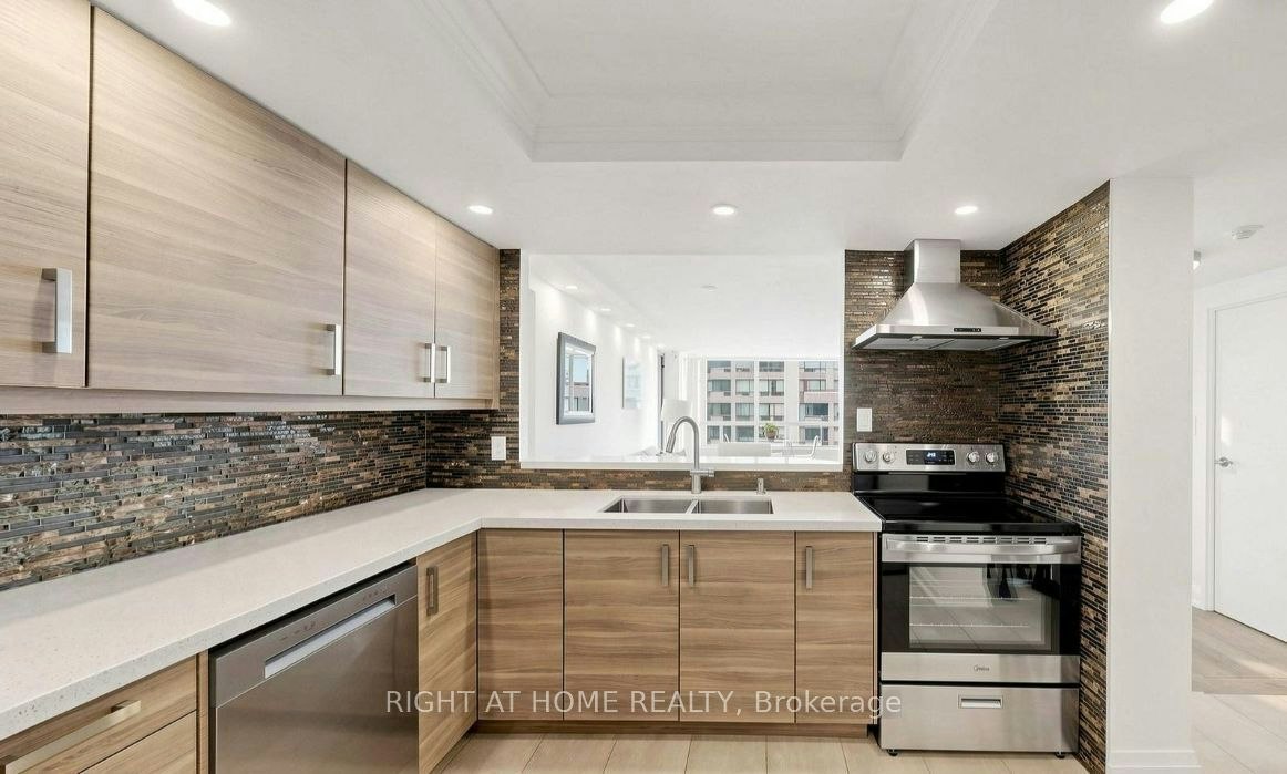 905-5765 Yonge Street N, Toronto, ON, M2M 4H9 - 9