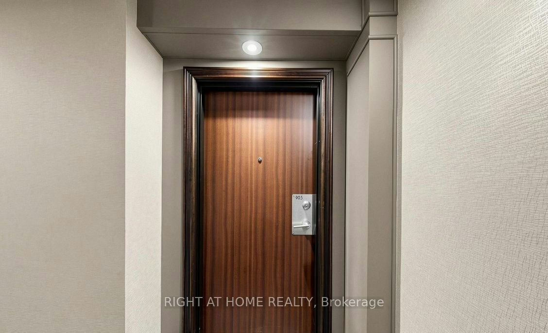 905-5765 Yonge Street N, Toronto, ON, M2M 4H9 - 5