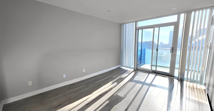 Unit 1911-51 Lower Simcoe Street, Toronto, ON, M5J 3A2 - 3