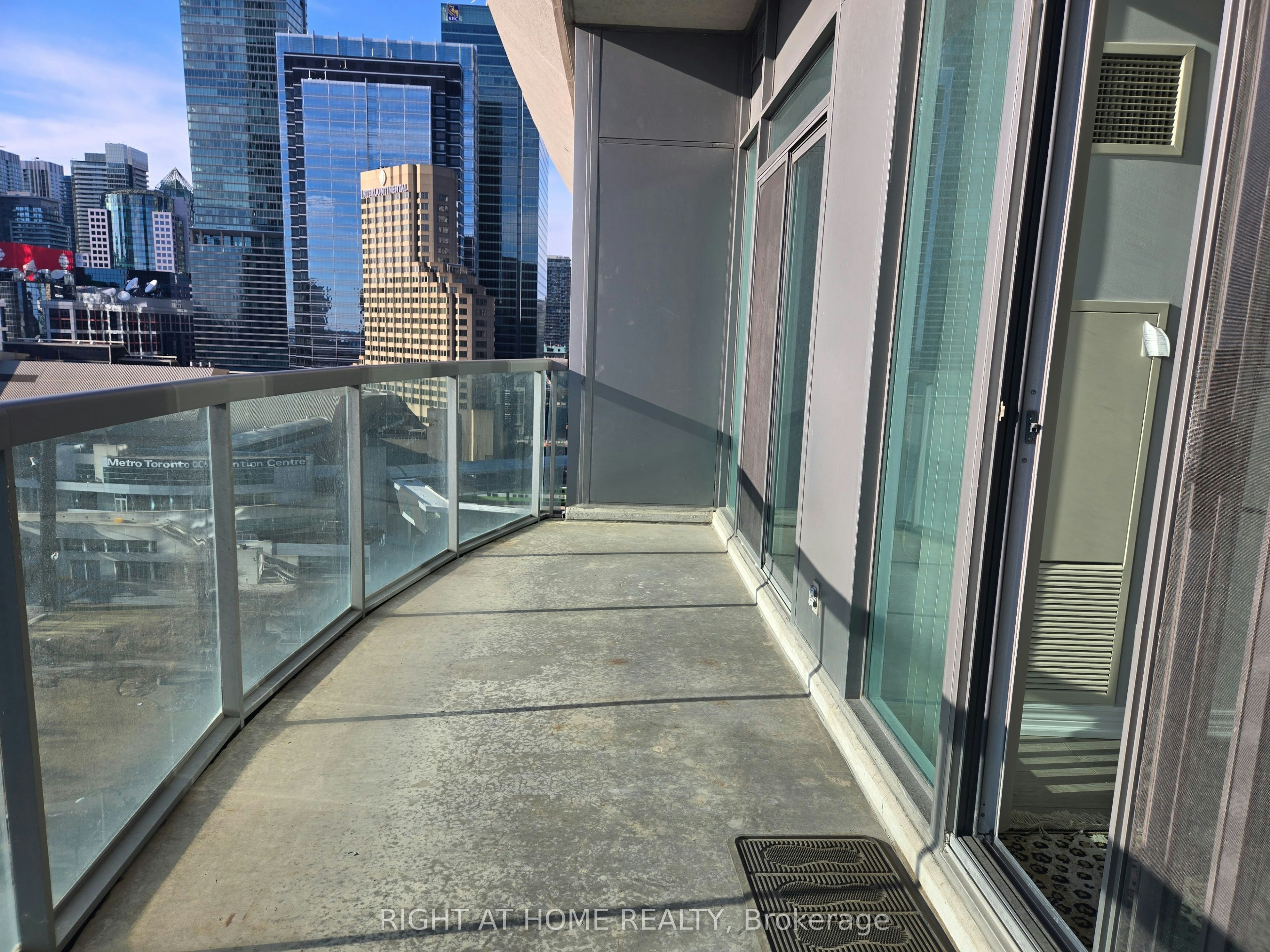 Unit 1911-51 Lower Simcoe Street, Toronto, ON, M5J 3A2 - 13