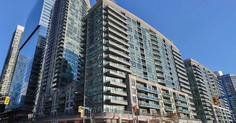 Unit 1911-51 Lower Simcoe Street, Toronto, ON, M5J 3A2