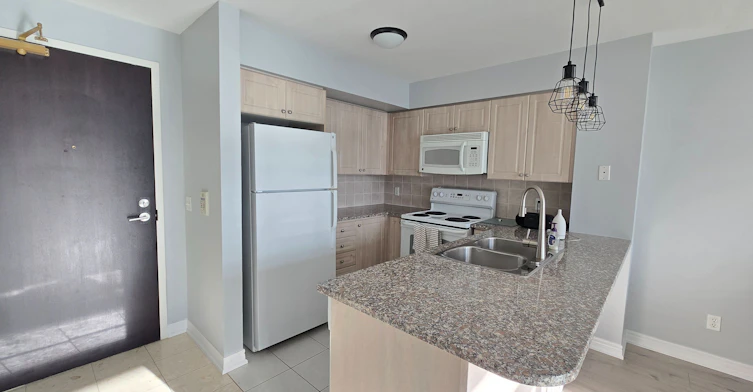 Unit 1911-51 Lower Simcoe Street, Toronto, ON, M5J 3A2 - 2