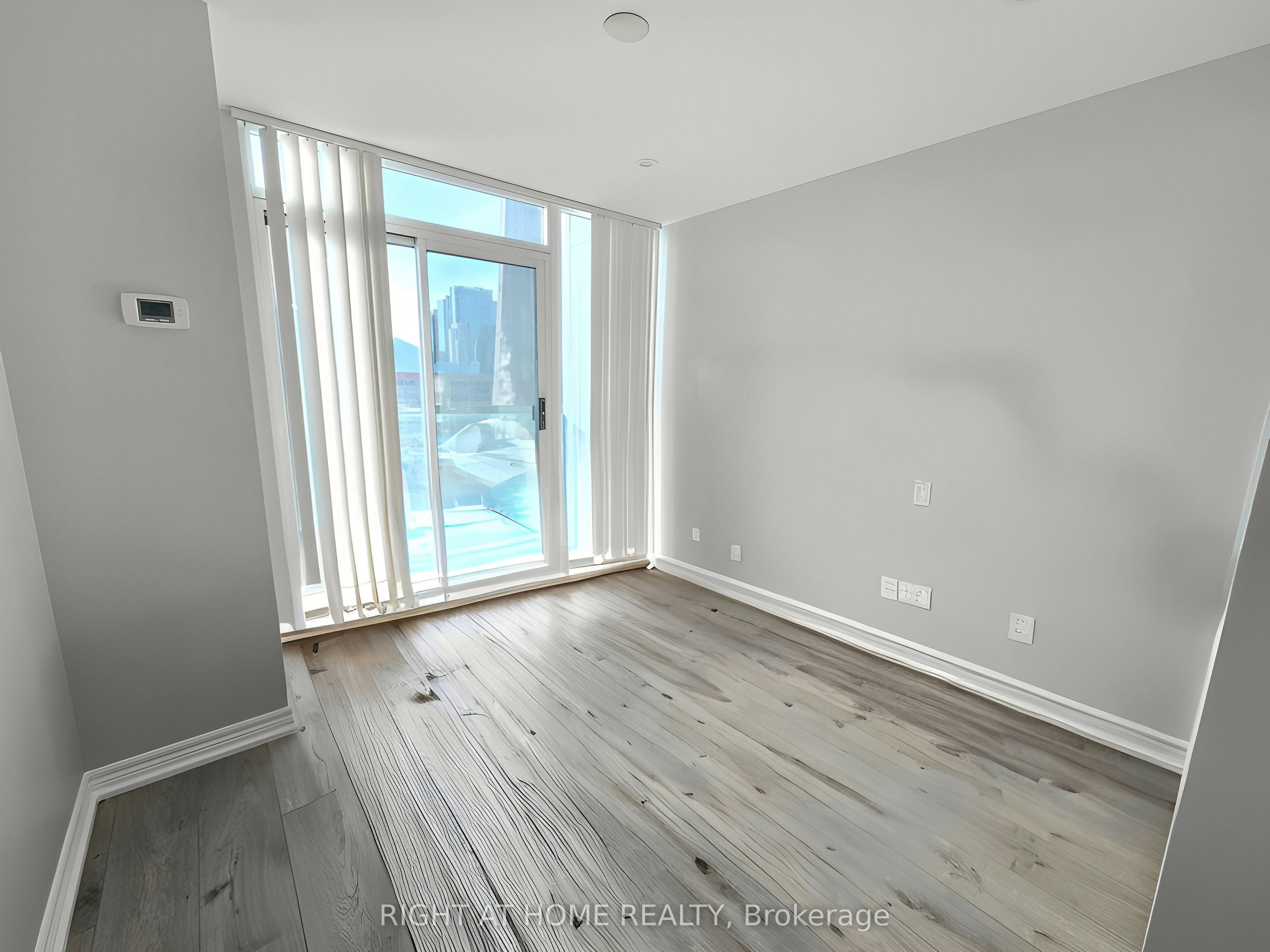 Unit 1911-51 Lower Simcoe Street, Toronto, ON, M5J 3A2 - 8