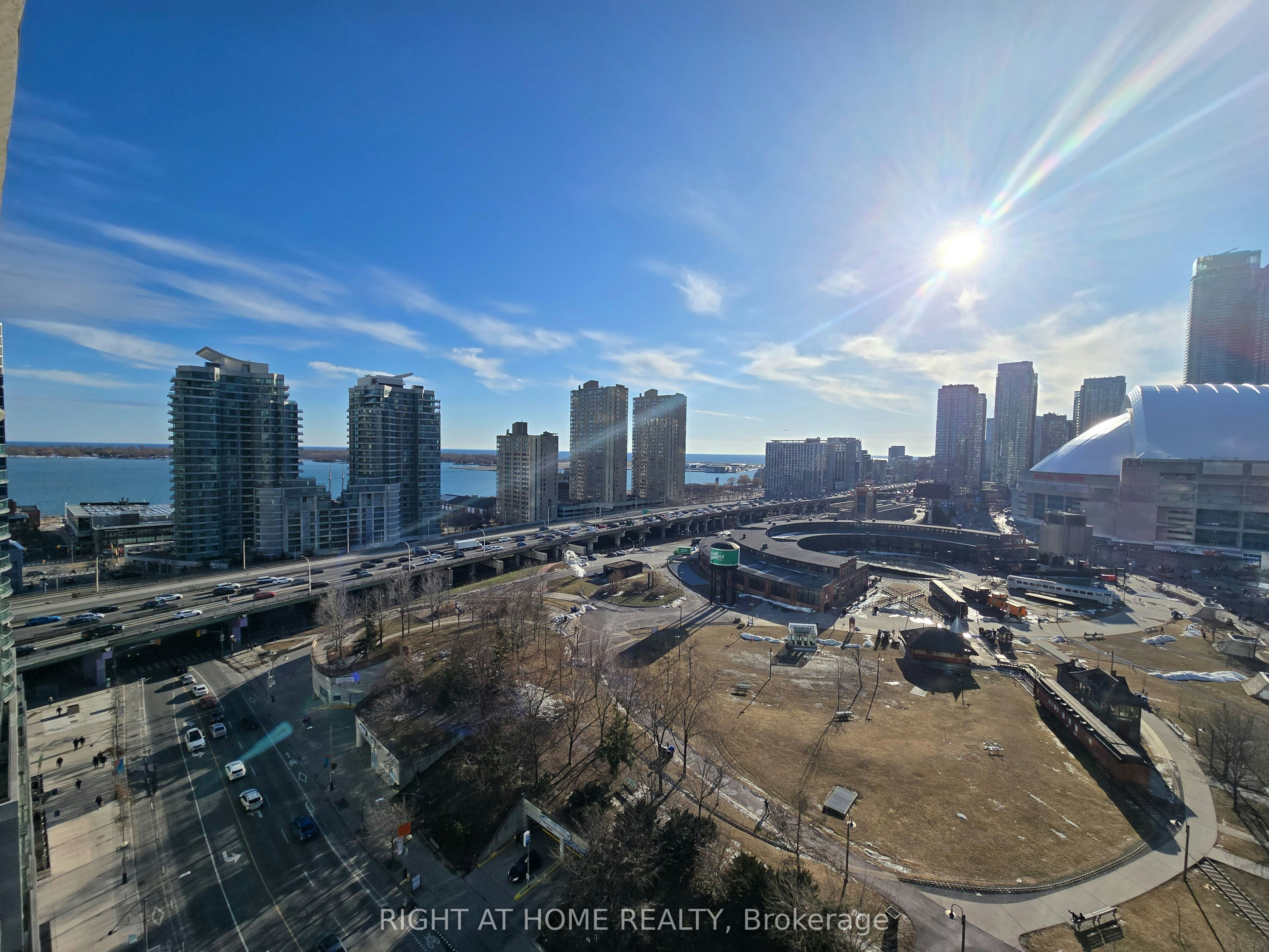 Unit 1911-51 Lower Simcoe Street, Toronto, ON, M5J 3A2 - 14