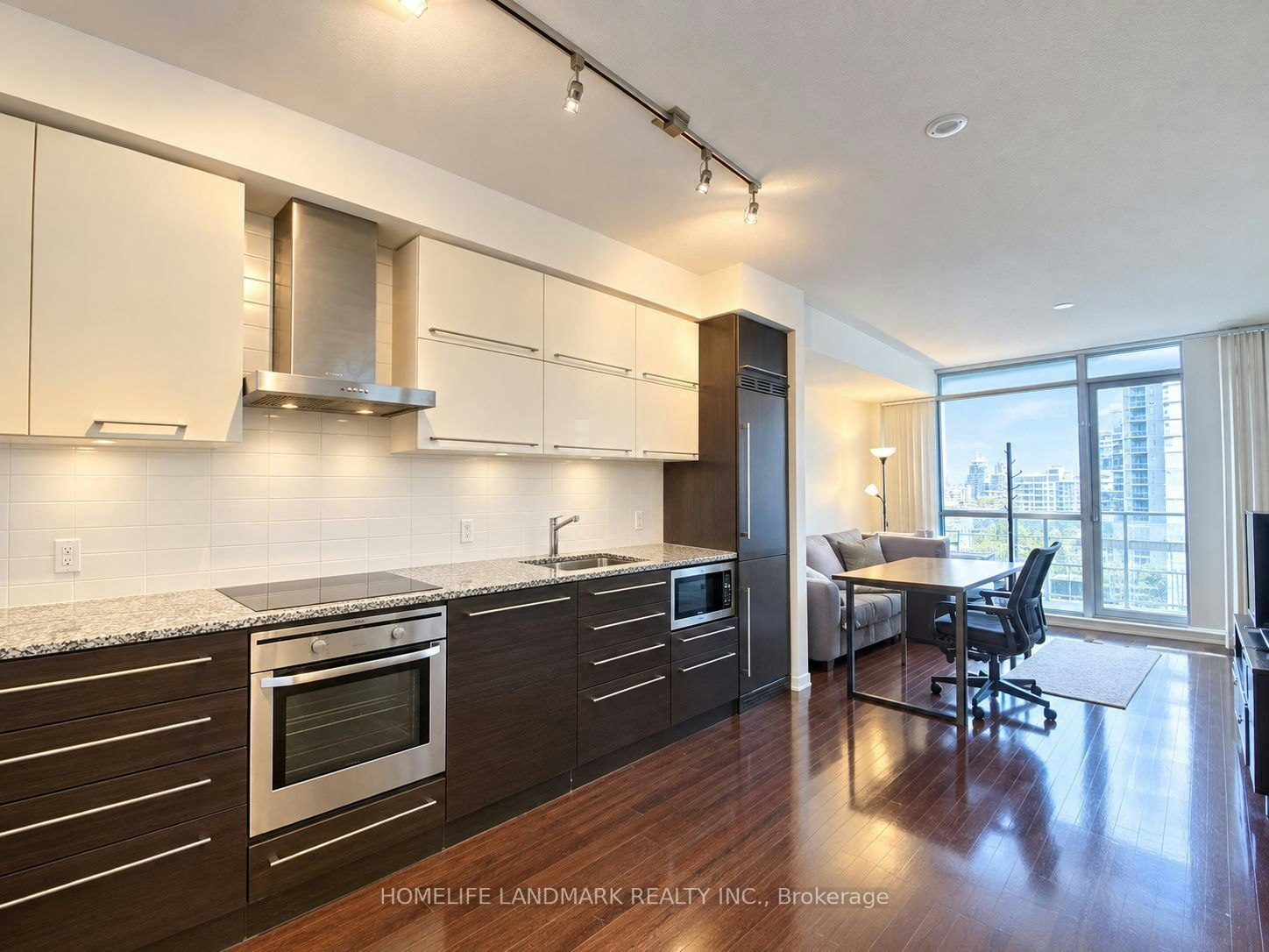 1603-770 Bay Street, Toronto, ON, M5G 1N6