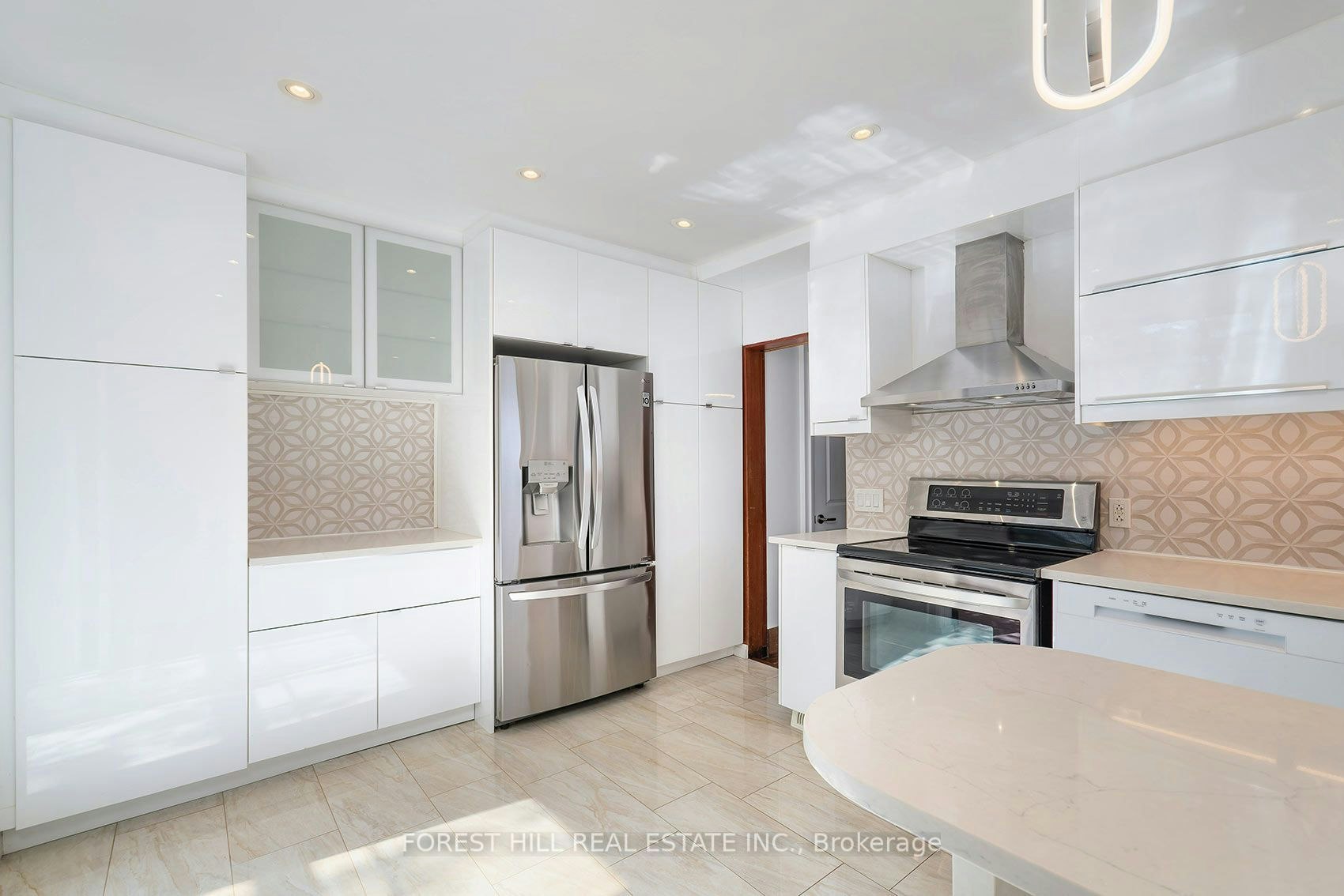 139 Craighurst Avenue, Toronto, ON, M4K 1K1 - 15