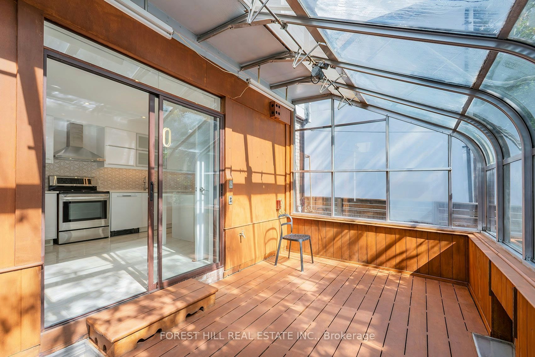 139 Craighurst Avenue, Toronto, ON, M4K 1K1 - 16