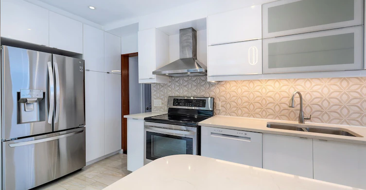 139 Craighurst Avenue, Toronto, ON, M4K 1K1 - 13