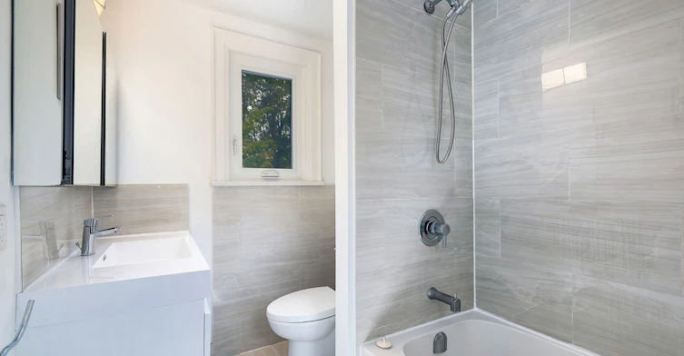 139 Craighurst Avenue, Toronto, ON, M4K 1K1 - 32