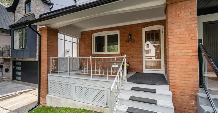 139 Craighurst Avenue, Toronto, ON, M4K 1K1 - 2