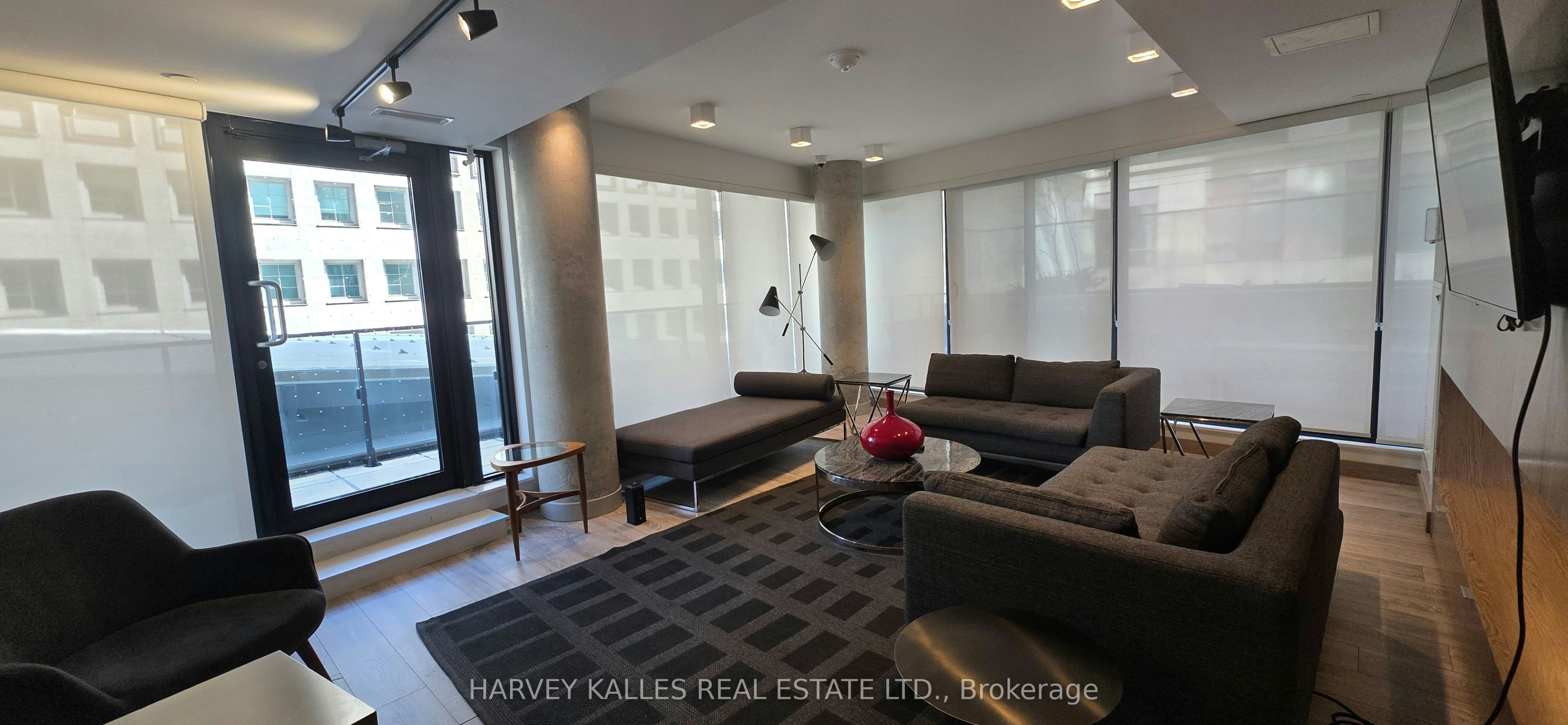 1103-215 Queen Street W, Toronto, ON, M5V 0P5 - 9