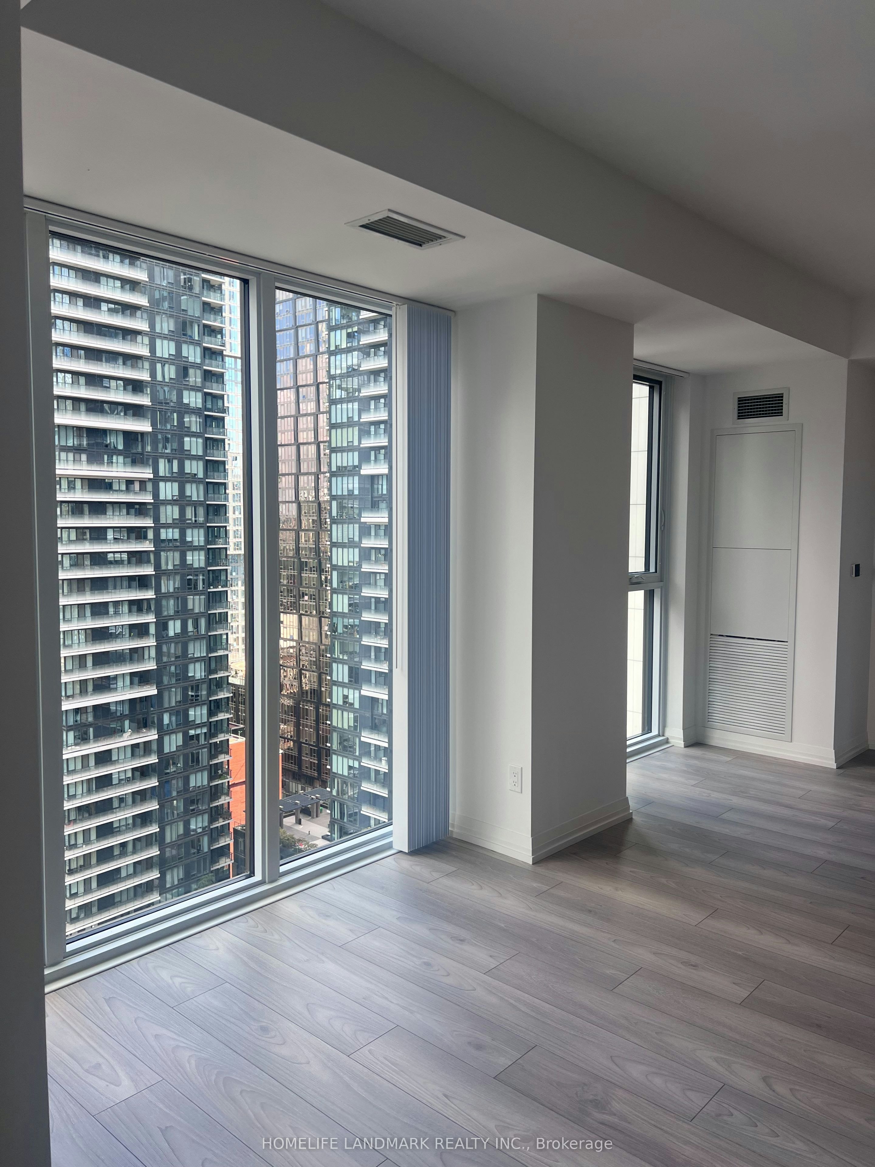 2606-400 King West Street, Toronto, ON, M5V 0X8 - 3