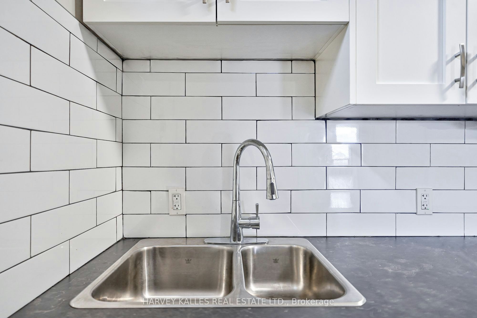 3-1074 St Clair Avenue W, Toronto, ON, M6E 3H3 - 19