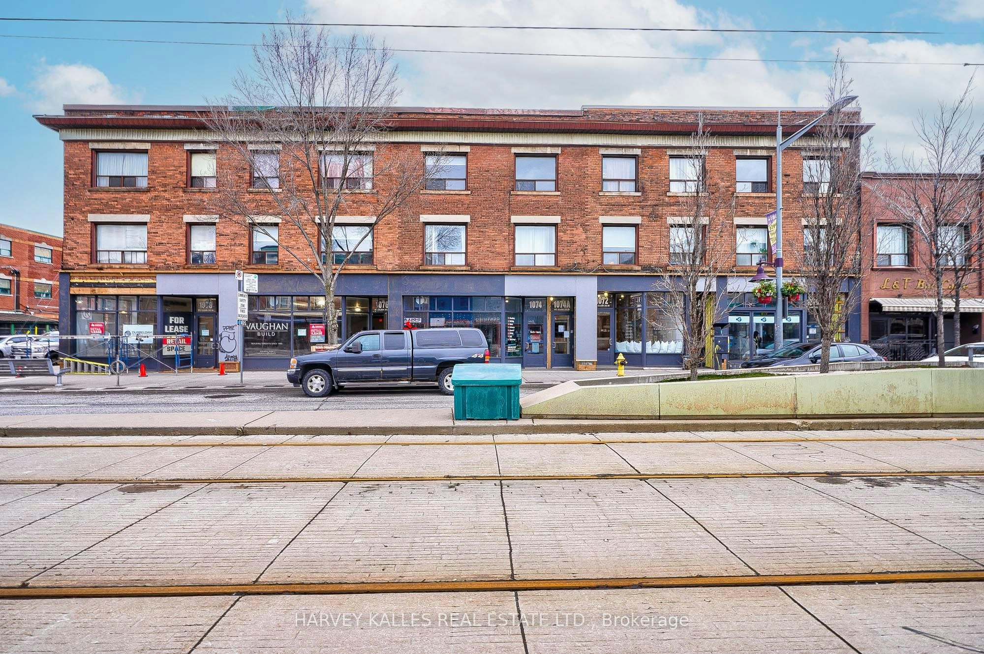 3-1074 St Clair Avenue W, Toronto, ON, M6E 3H3 - 2