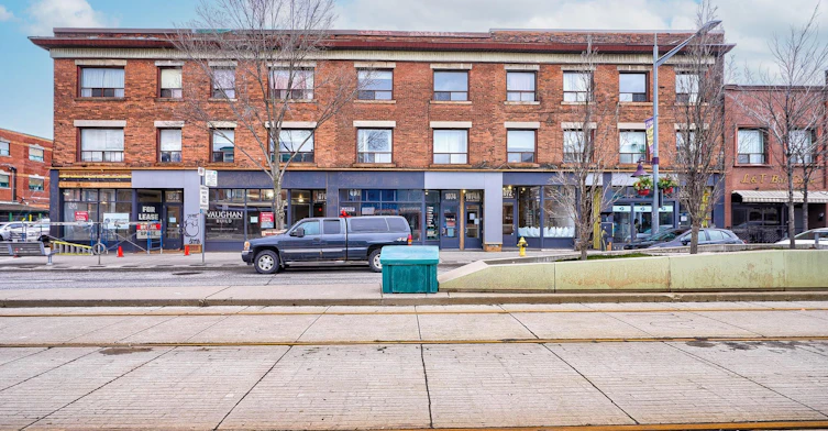 3-1074 St Clair Avenue W, Toronto, ON, M6E 3H3 - 2