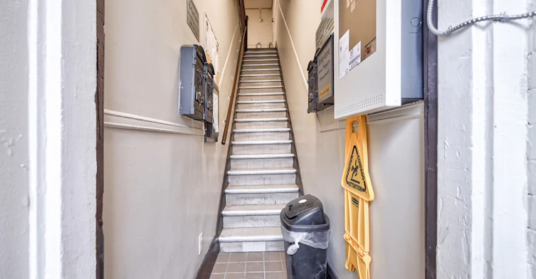 3-1074 St Clair Avenue W, Toronto, ON, M6E 3H3 - 9