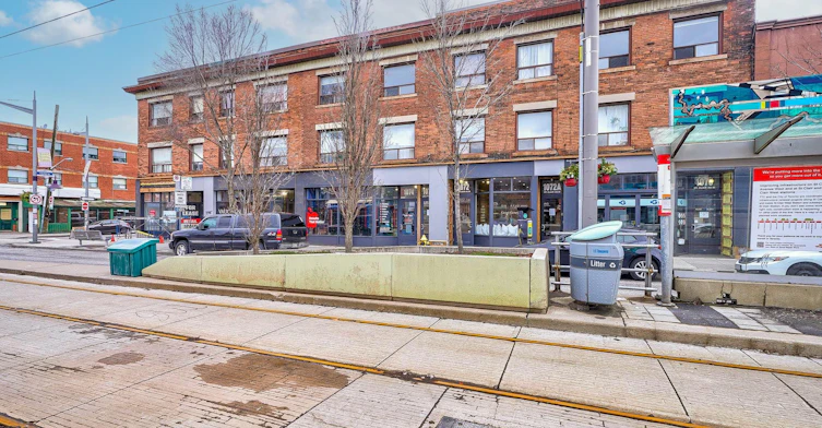 3-1074 St Clair Avenue W, Toronto, ON, M6E 3H3 - 4