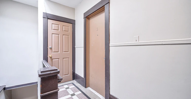3-1074 St Clair Avenue W, Toronto, ON, M6E 3H3 - 10