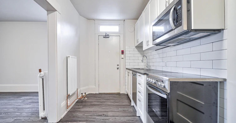 3-1074 St Clair Avenue W, Toronto, ON, M6E 3H3 - 17