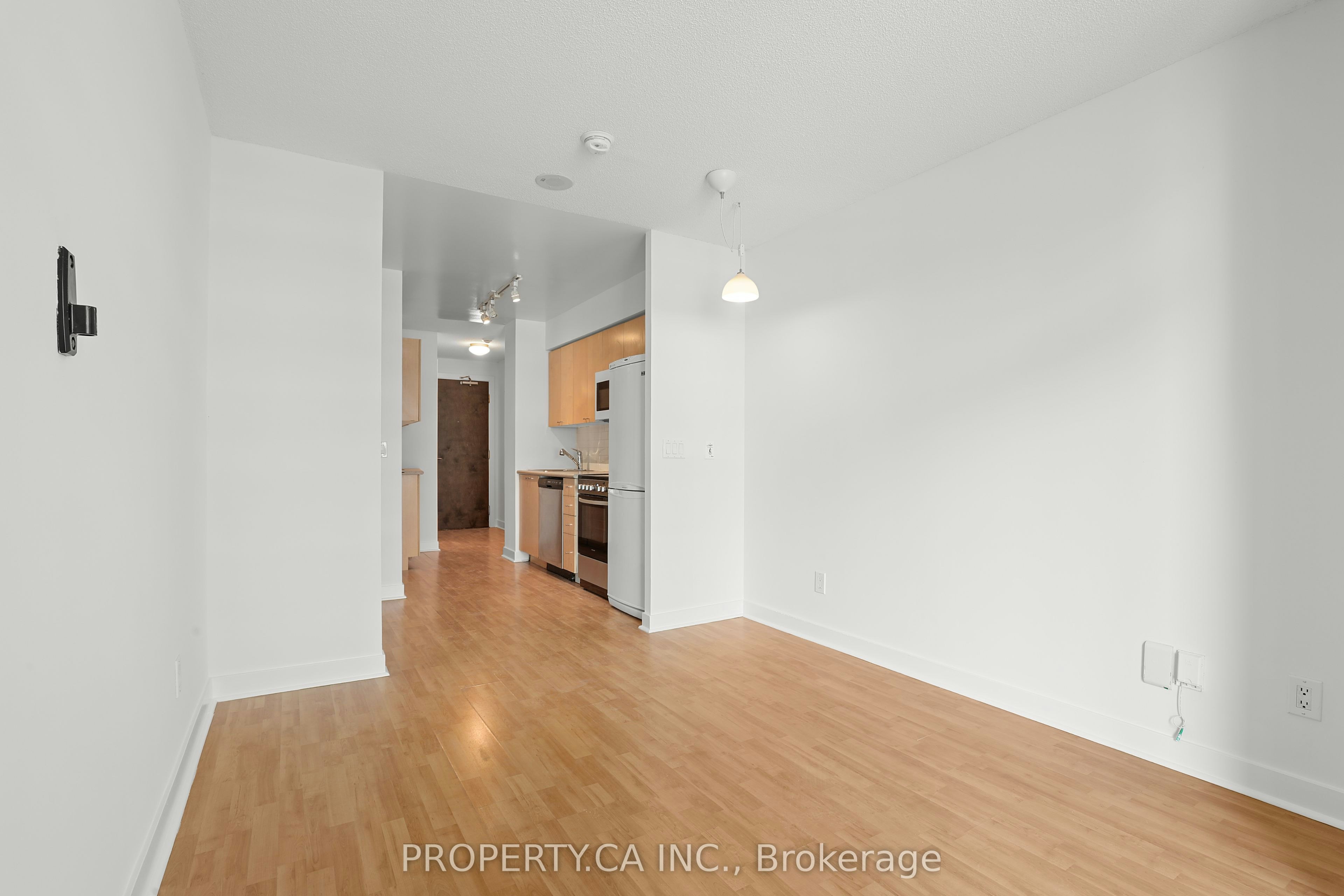 915-50 Lynn Williams Street, Toronto, ON, M6K 3R9 - 10
