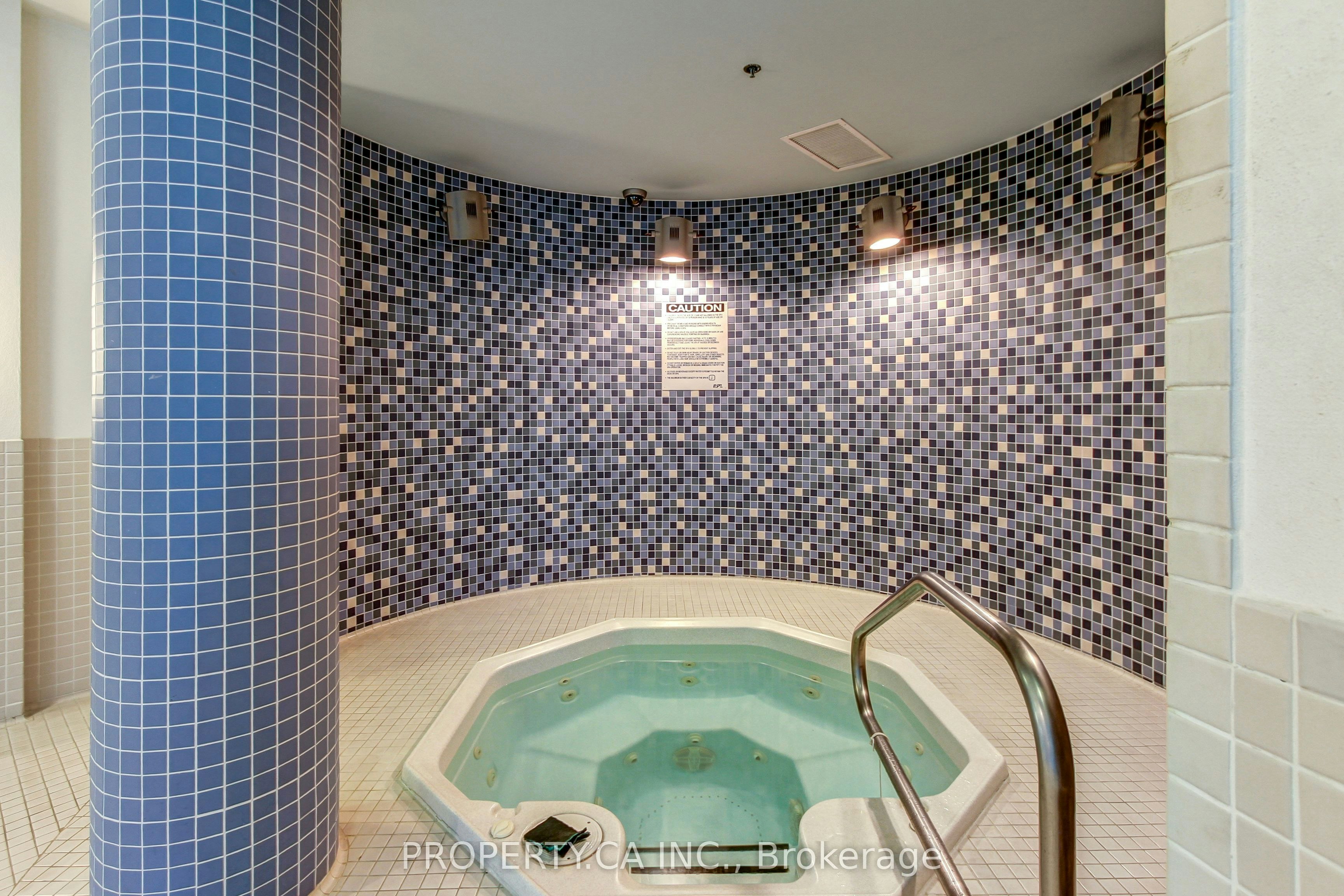 915-50 Lynn Williams Street, Toronto, ON, M6K 3R9 - 19