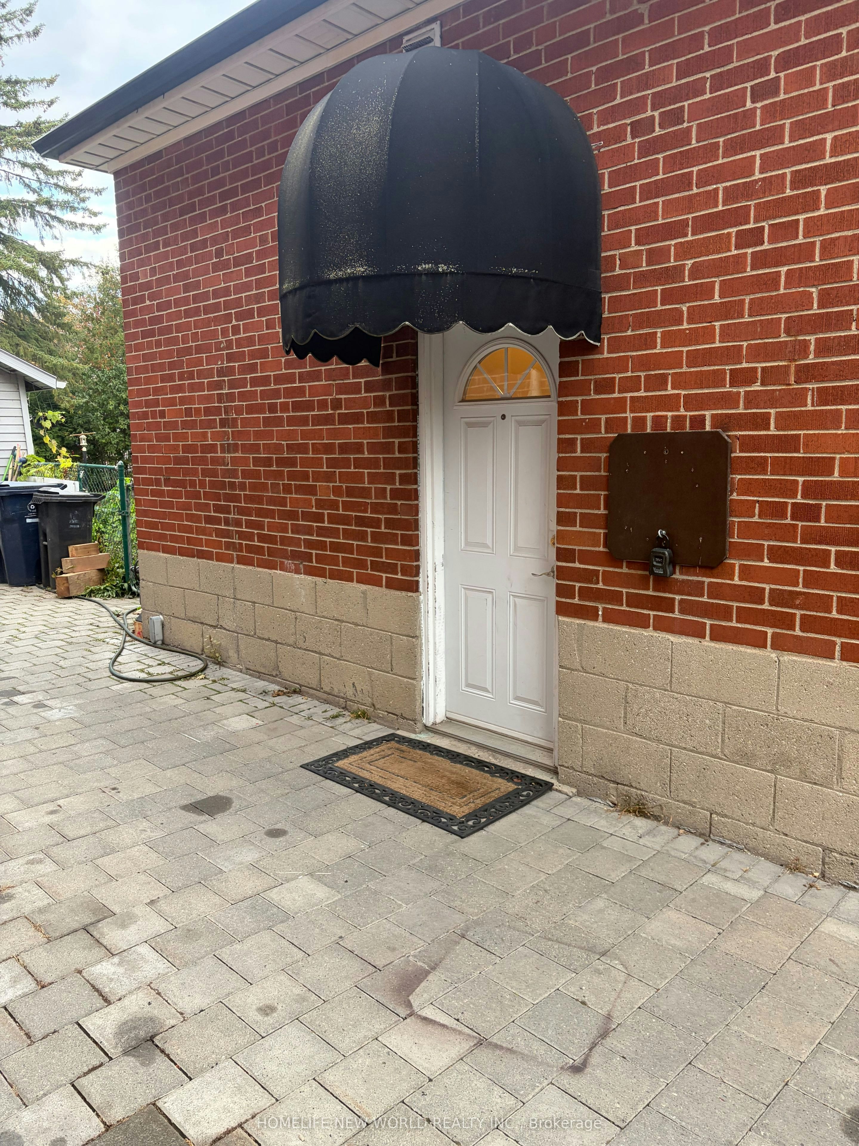 374 Horsham Avenue, Toronto, ON, M2R 1G9 - 3